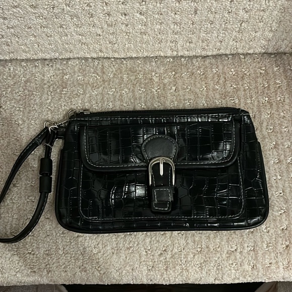 Wristlet - Picture 1 of 2